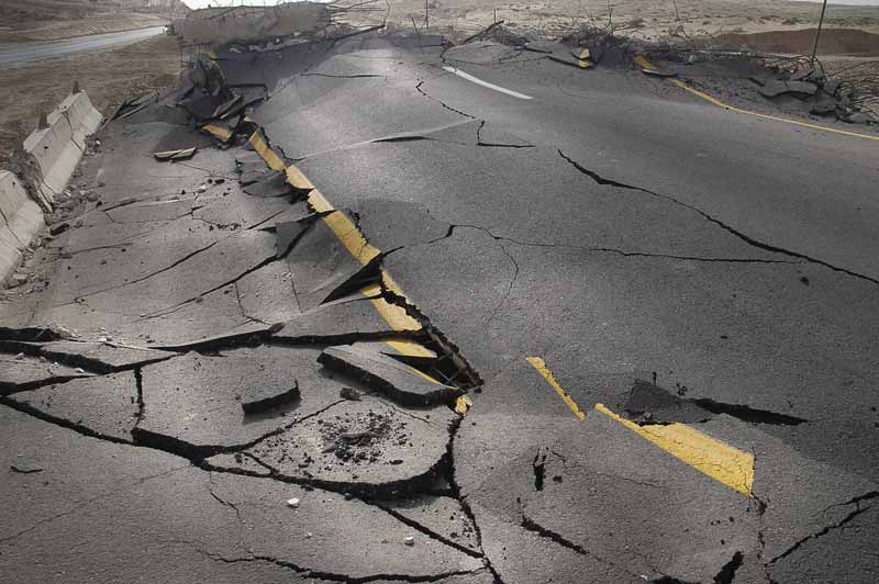 آیا زلزله مفید است یا مضر؟